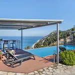 וילה Sea View 2 Athánion